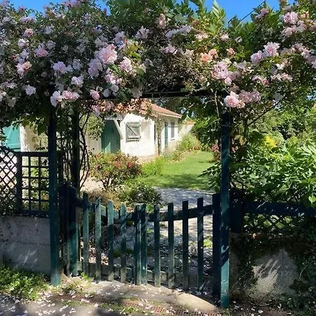 Apartman Atypique Et Dans Les Marais, Espace Ouvert *