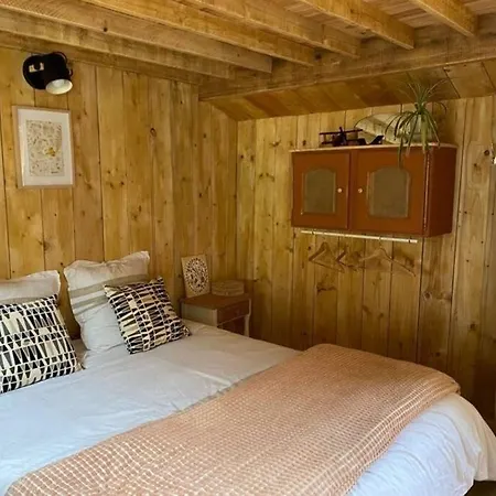 Atypique Et Dans Les Marais, Espace Ouvert Apartment